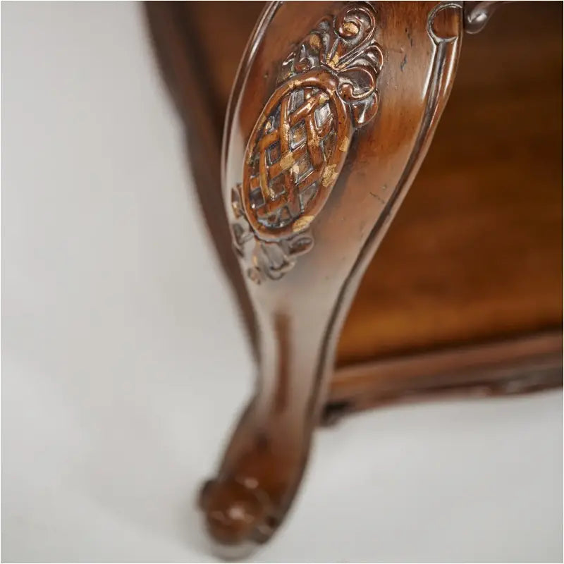 Aico Lavelle End Table