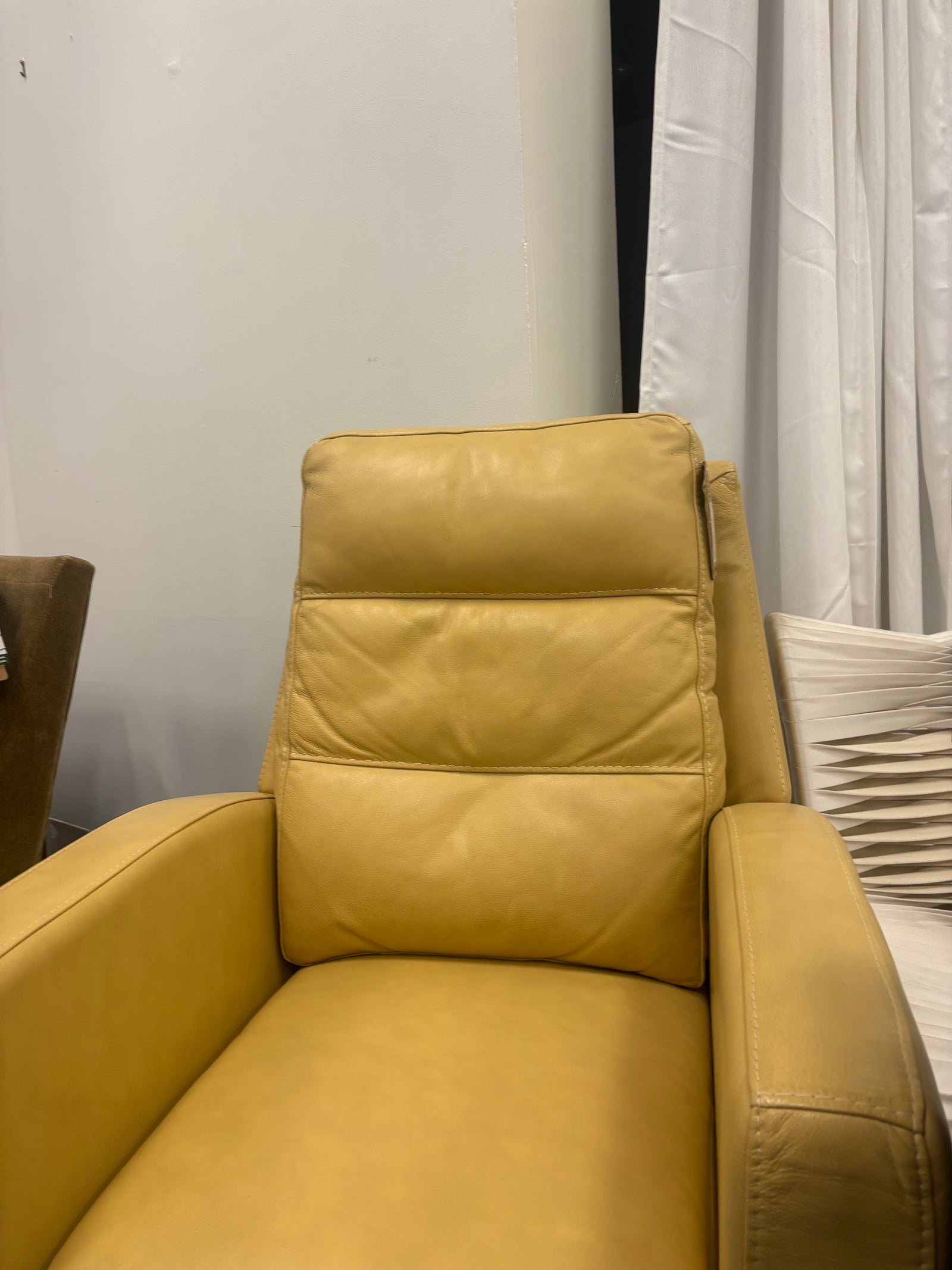 Oliver Push Back Swivel Recliner