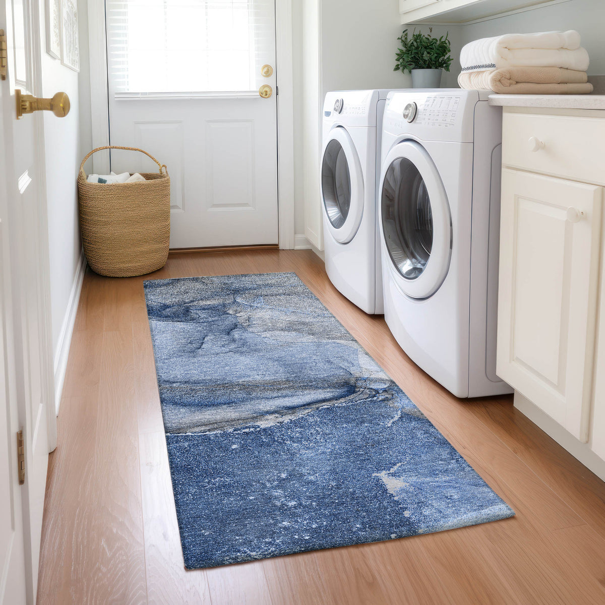 Chantille ACN524 Navy Rug