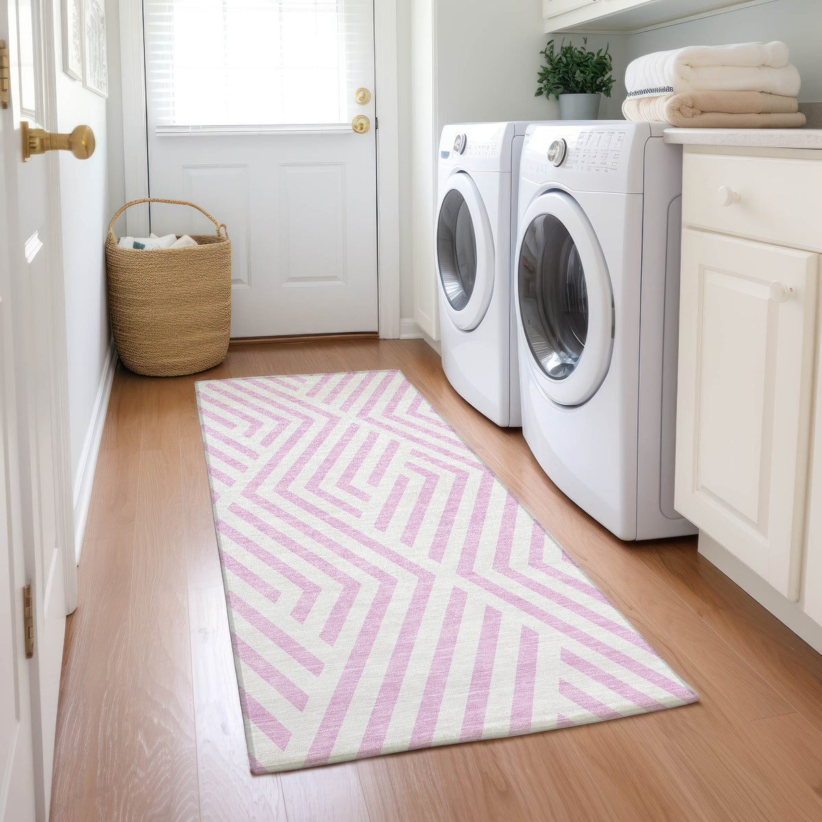 Chantille ACN550 Pink Rug