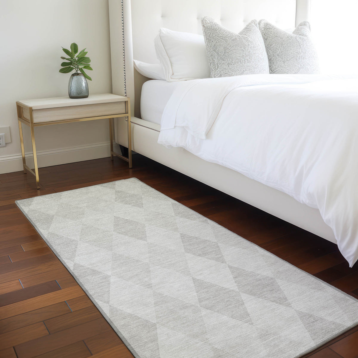 Chantille ACN561 Ivory Rug