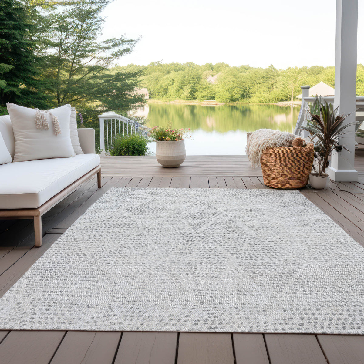 Chantille ACN591 Silver Rug