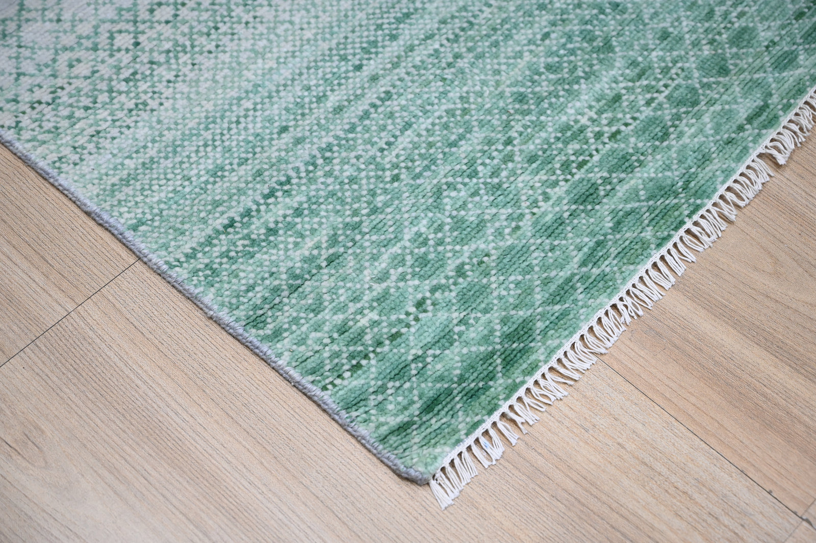 Cyprus RH-GHPT-75 Green Ivory Rug