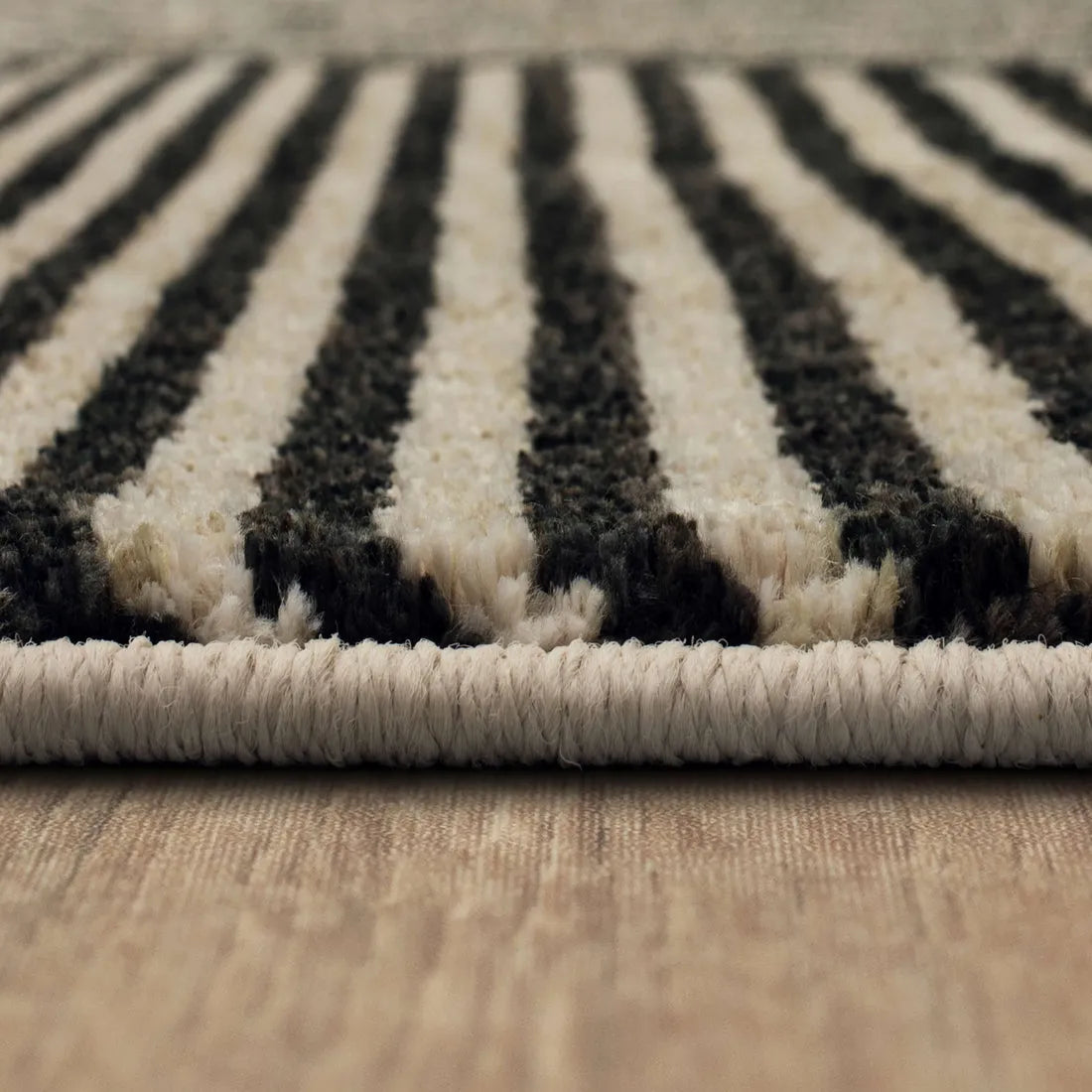 Linea Onyx Rug