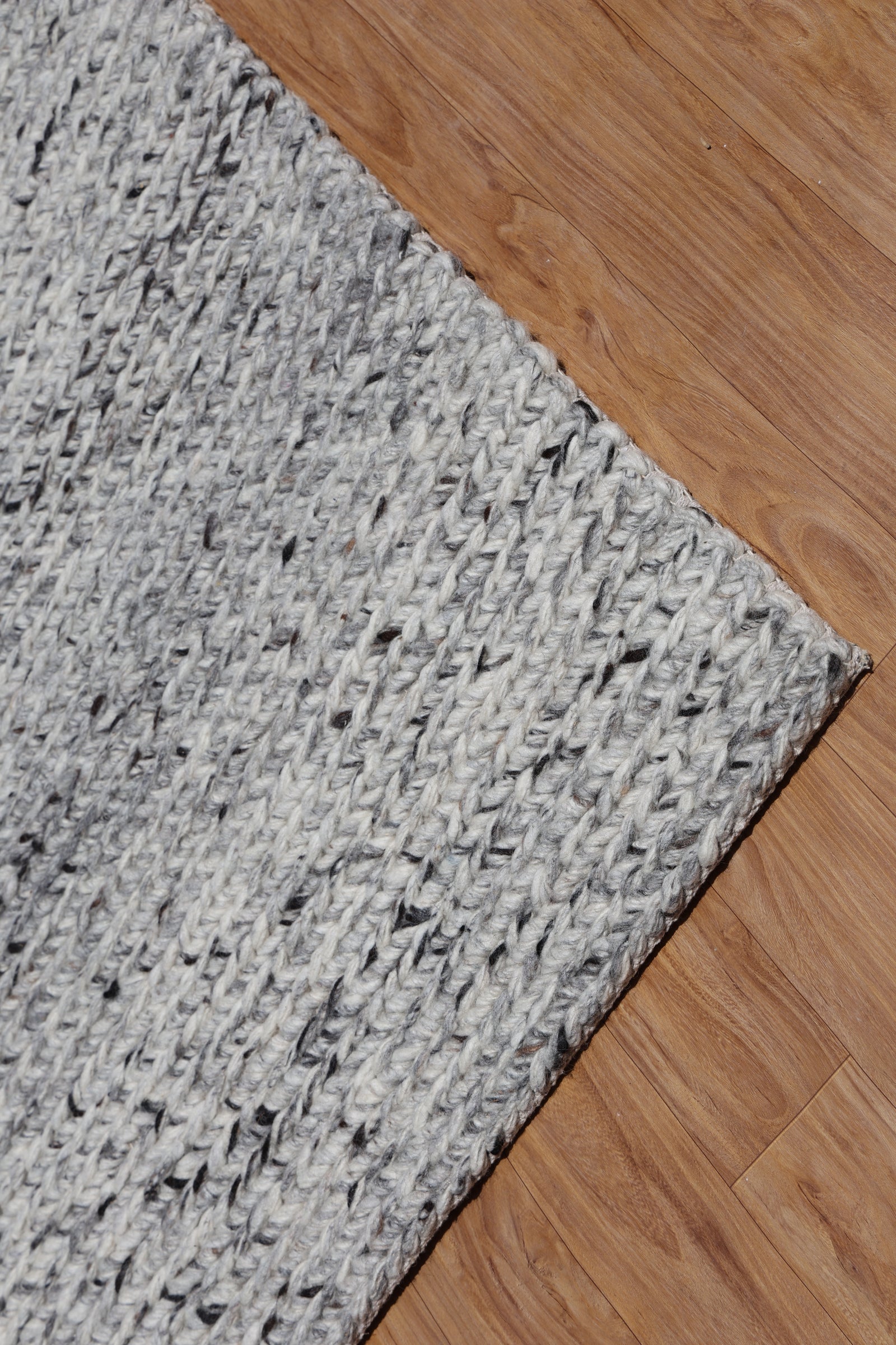 Manor RH-1380 Silver Rug