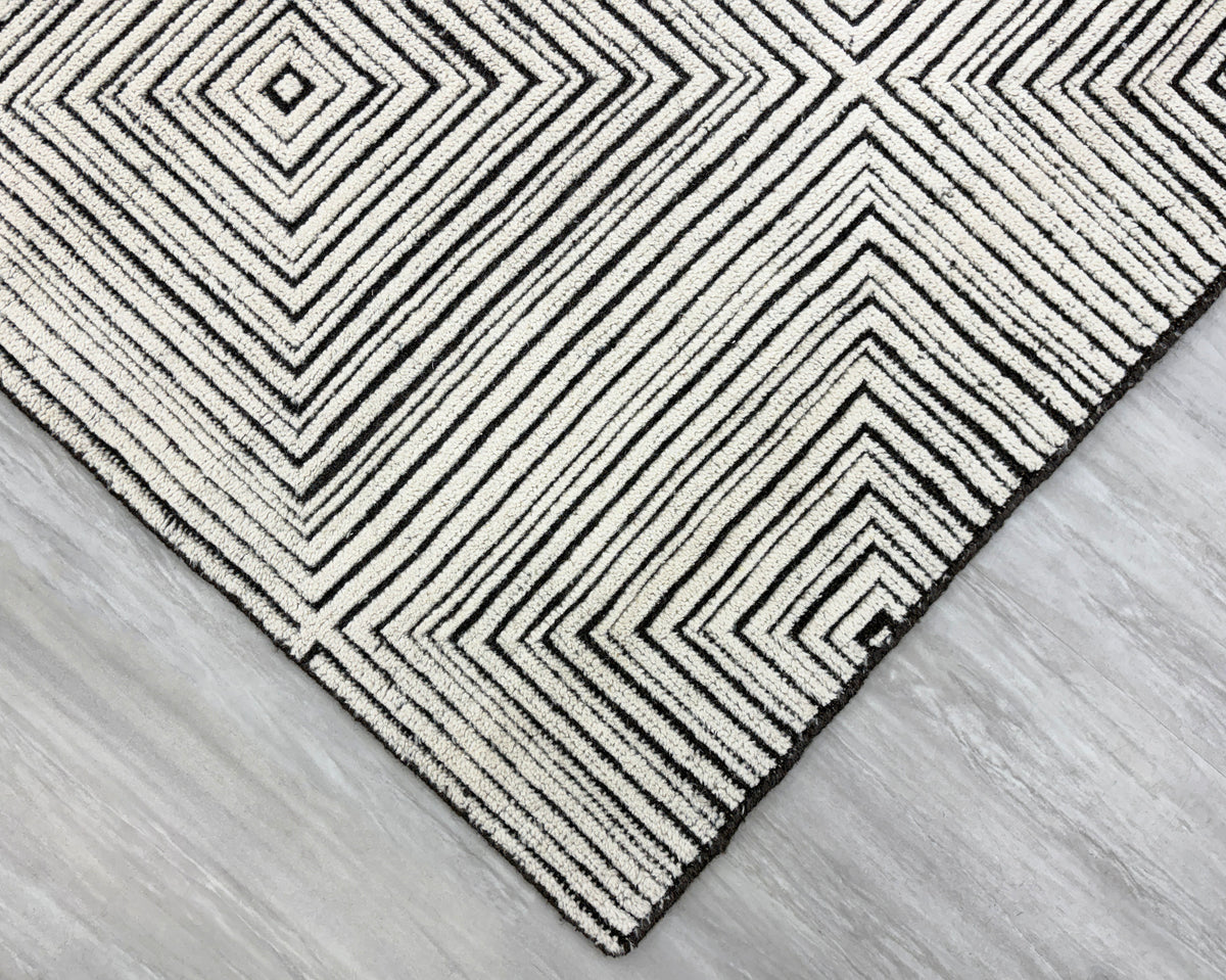 Riley RH-RILEY-101 Ivory Charcoal Rug