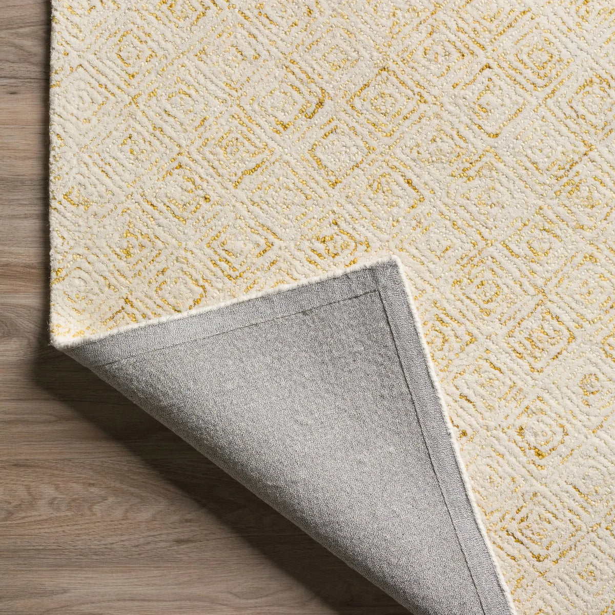 Zoe ZZ1 Gold Rug