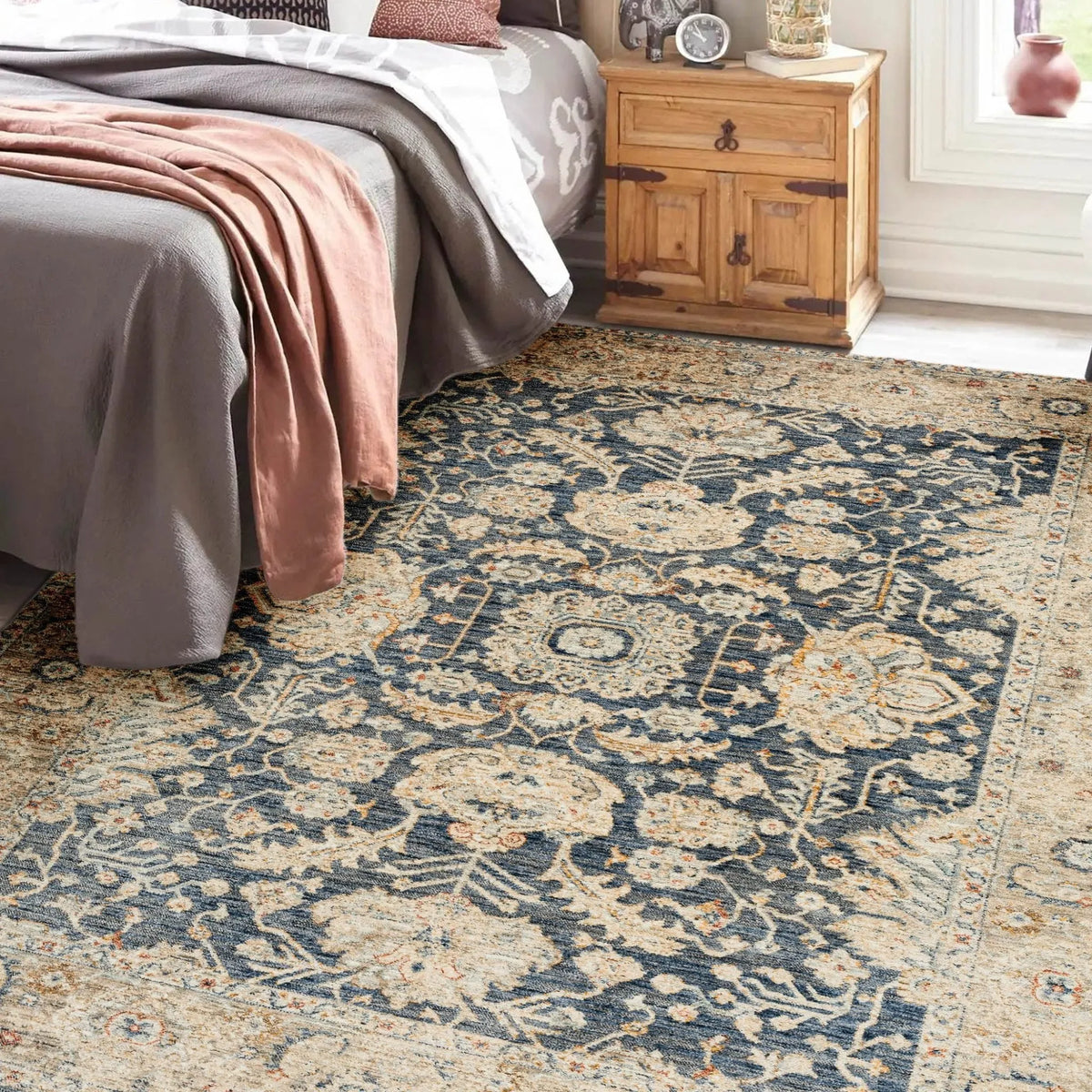 Bergama BE8 Navy Rug - Rug & Home