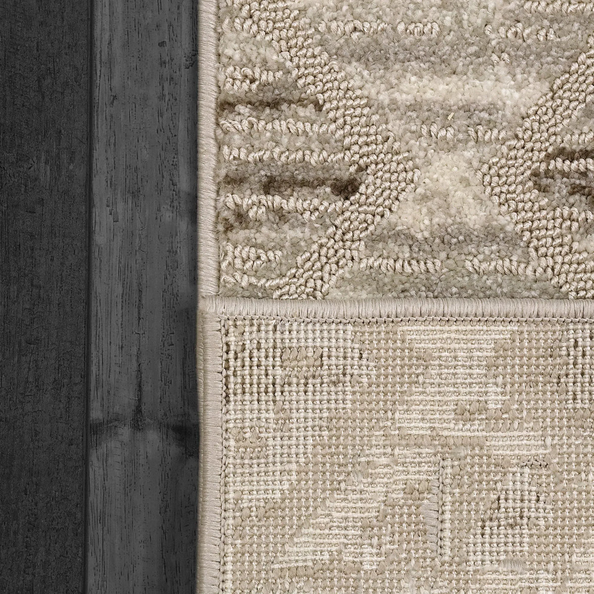 Momentum 61798-095 Ivory/Grey Rug