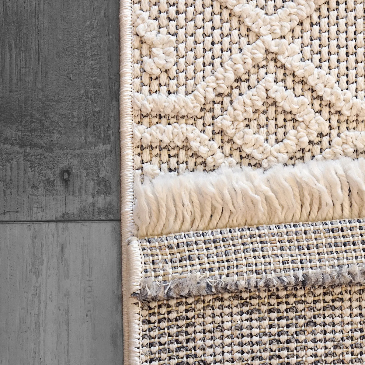 Seville 3609-109 Ivory/Soft Grey Rug