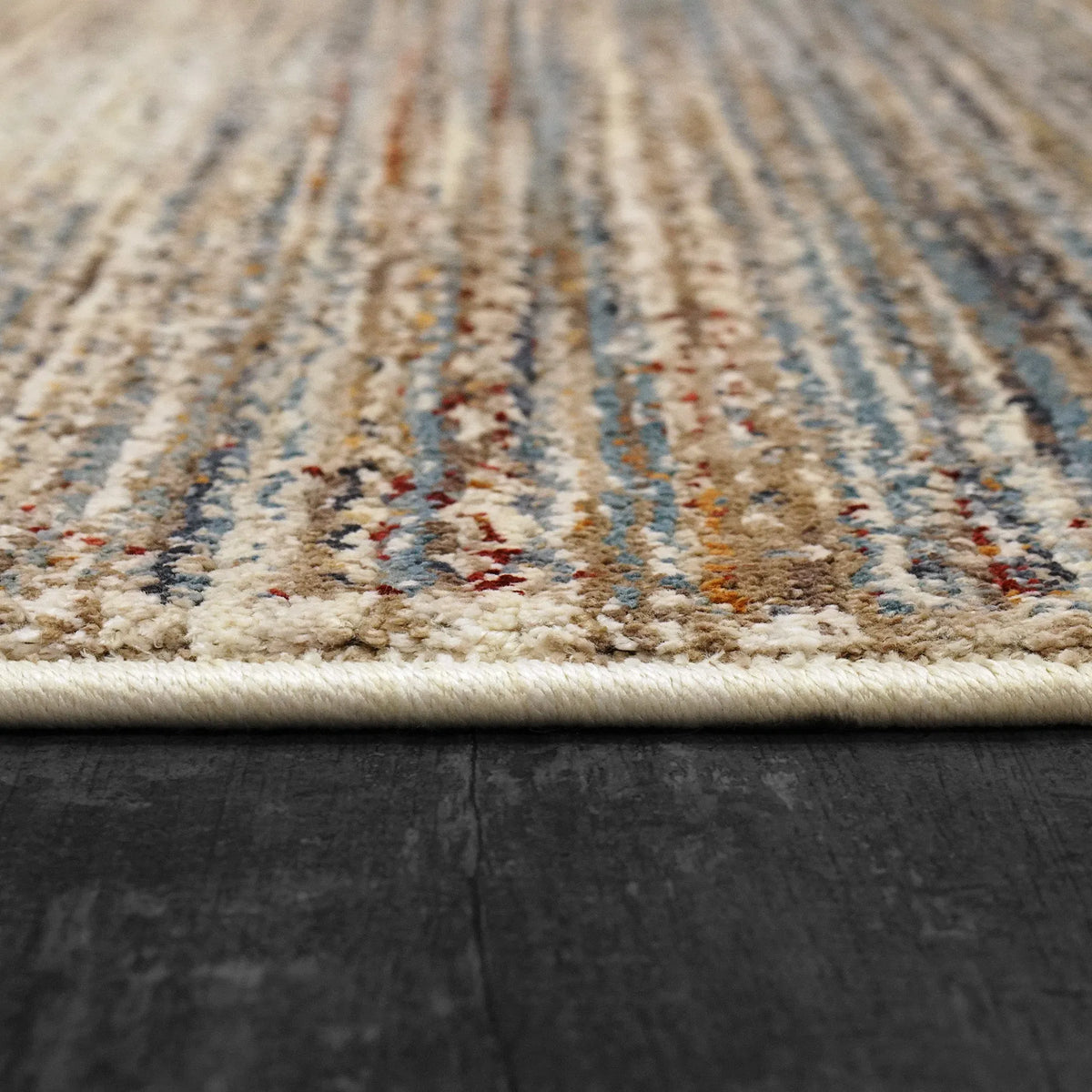 Dakota 6643-150 Cream/Blue Rug