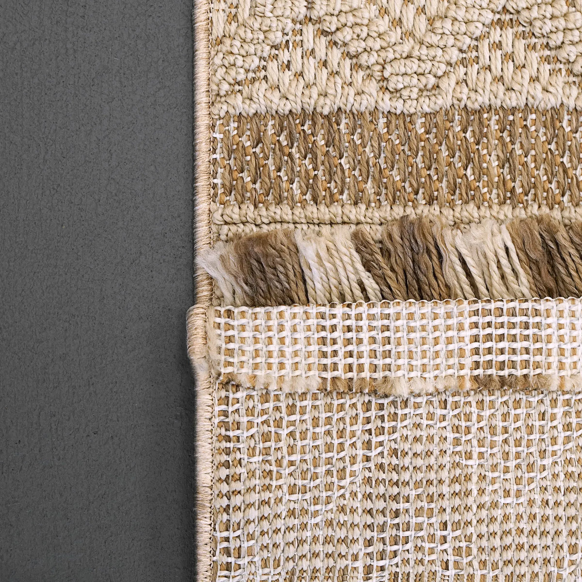 Seville 3612-800 Beige Rug