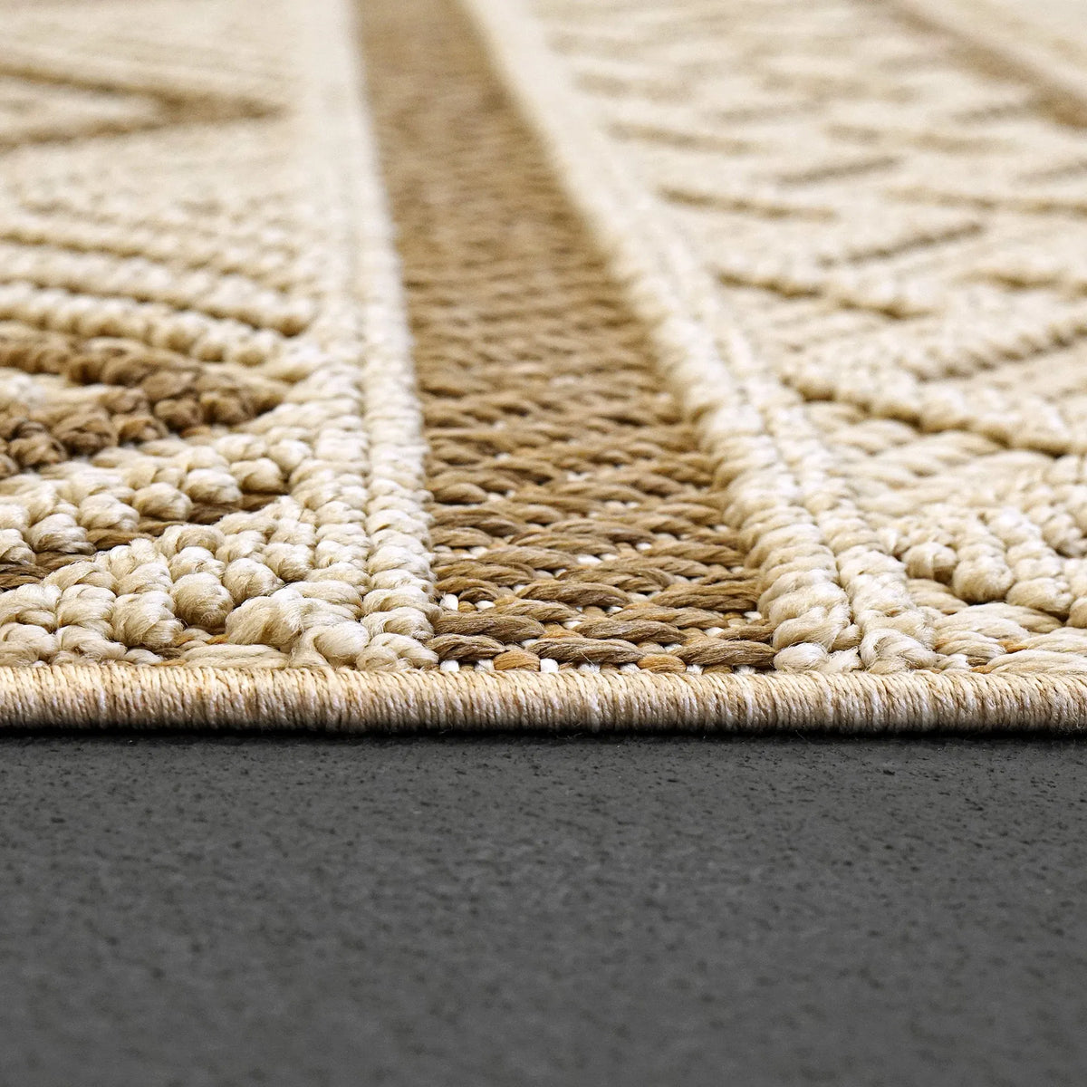 Seville 3612-800 Beige Rug