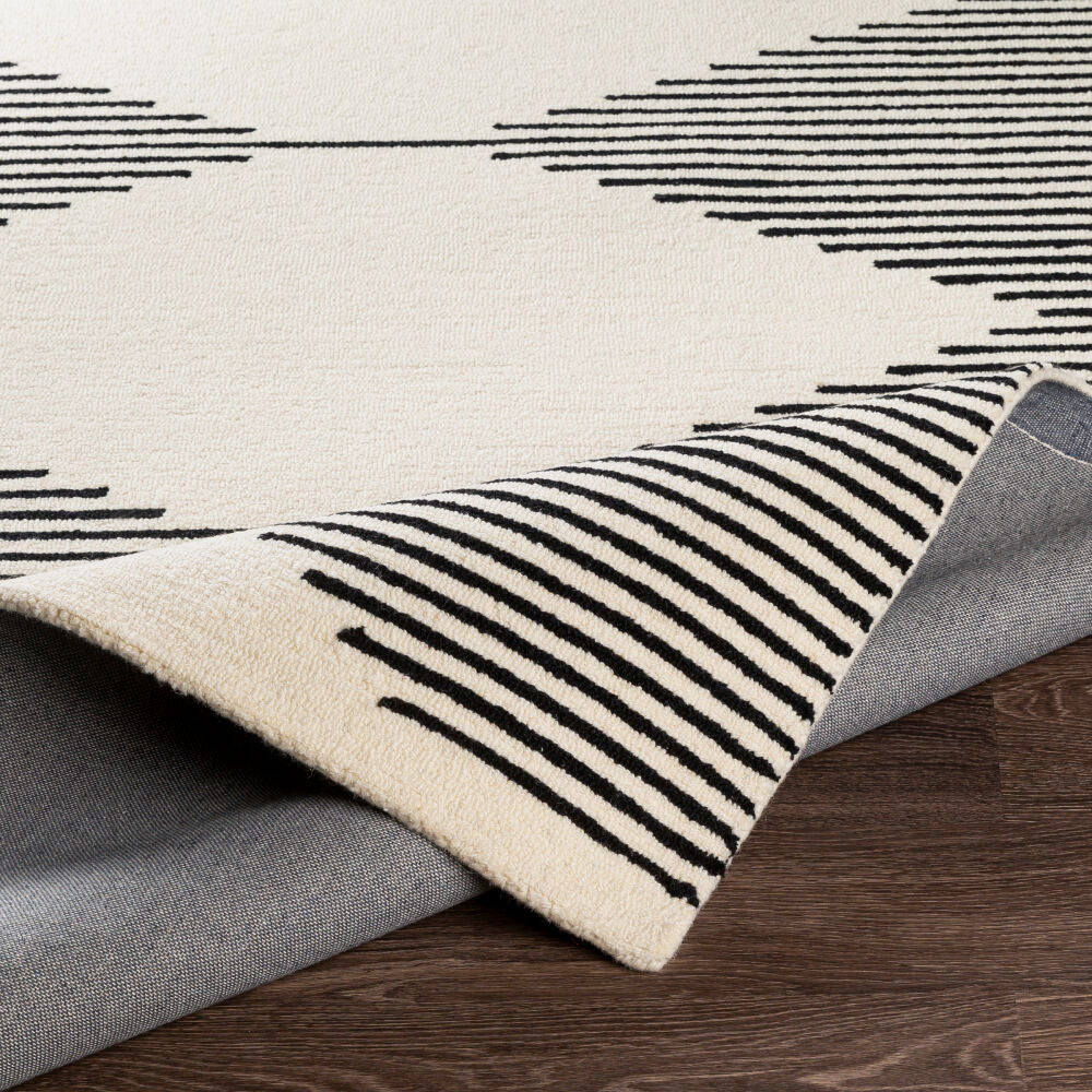 Granada GND-2331 Beige / Black Rug