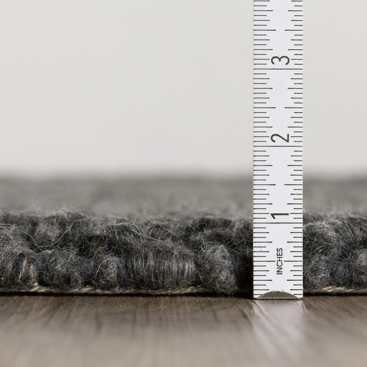 Gorbea GR1 Charcoal Rug