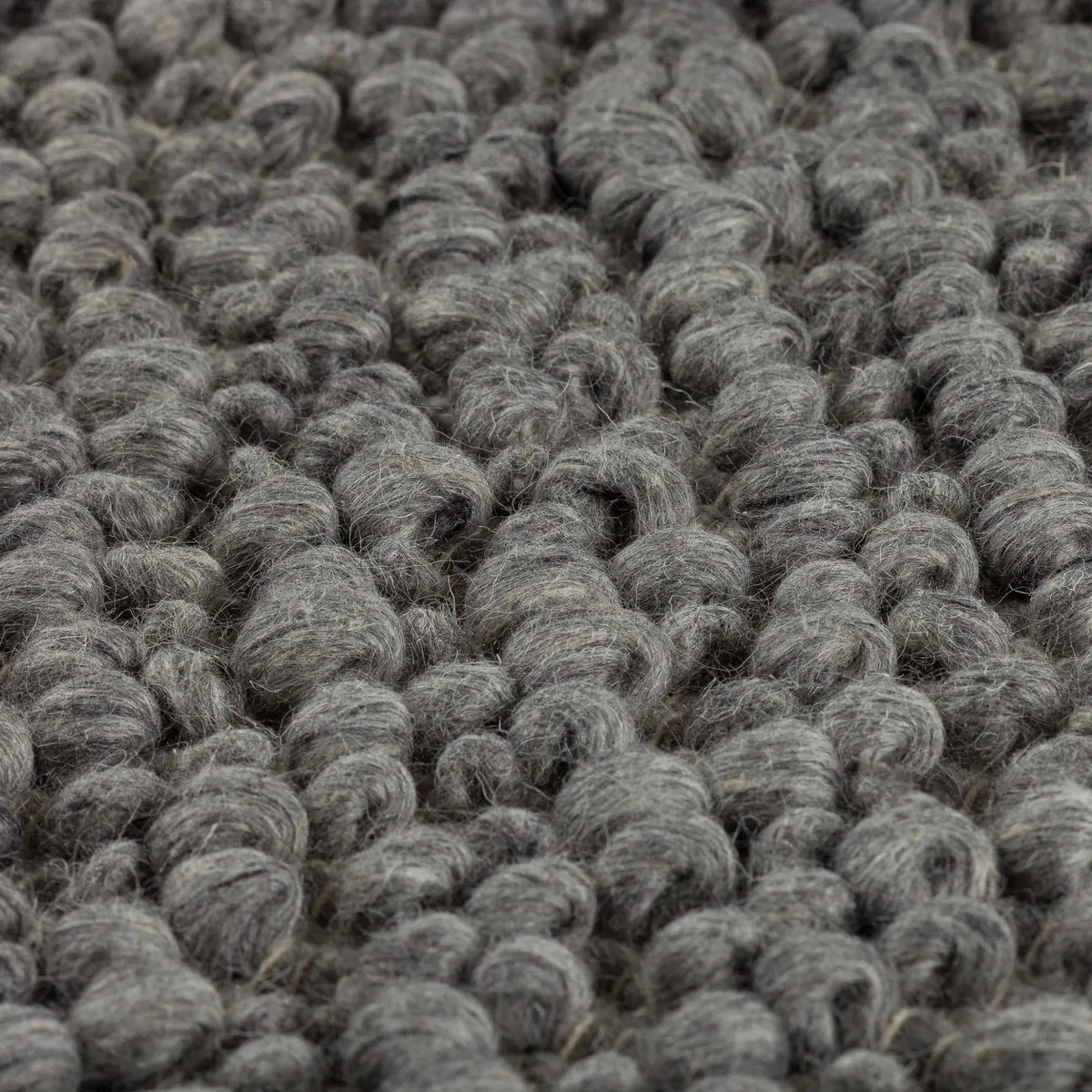 Gorbea GR1 Pewter Rug