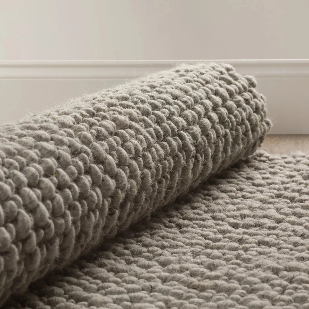 Gorbea GR1 Silver Rug