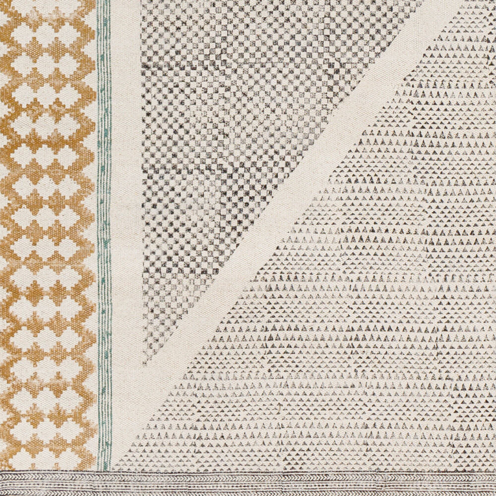 July JUY-2306 Beige / Black Rug