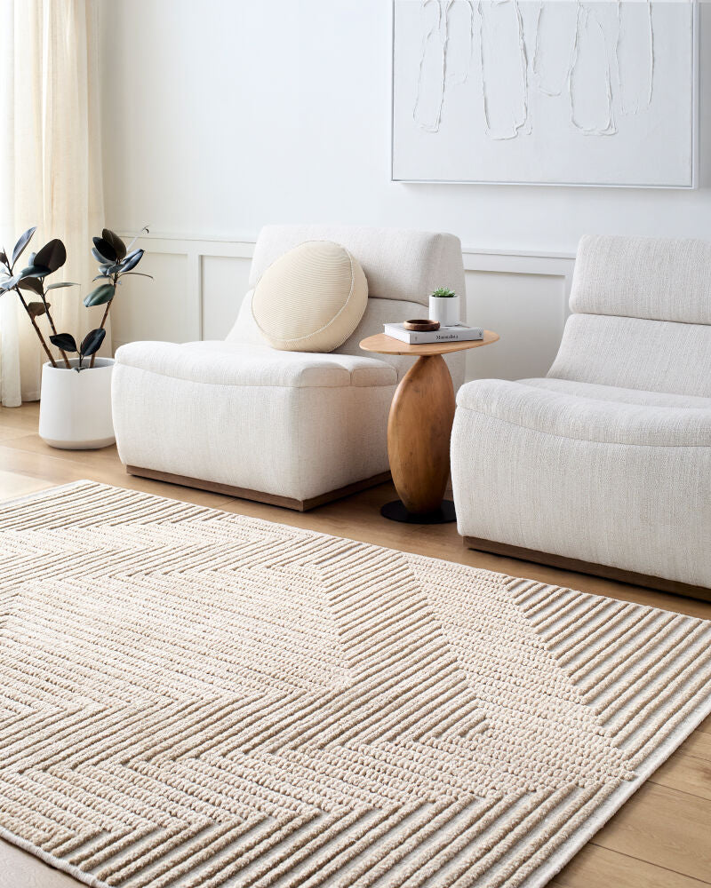 Lyna LYA-2335 Beige / Light Brown Rug