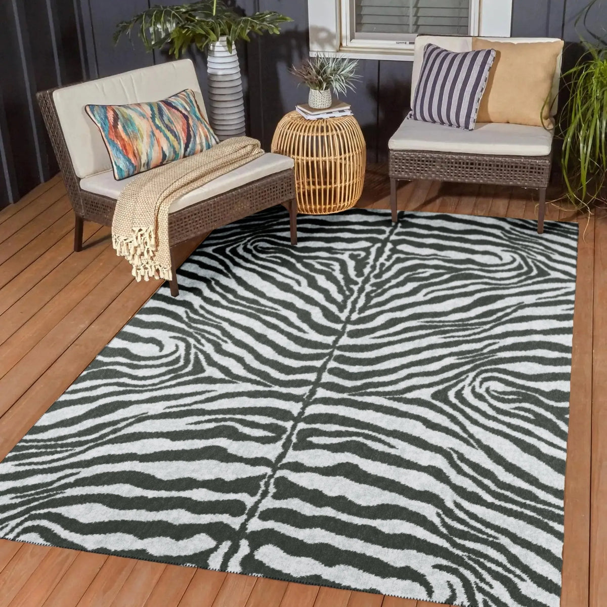 Mali ML1 Flannel Rug - Rug & Home