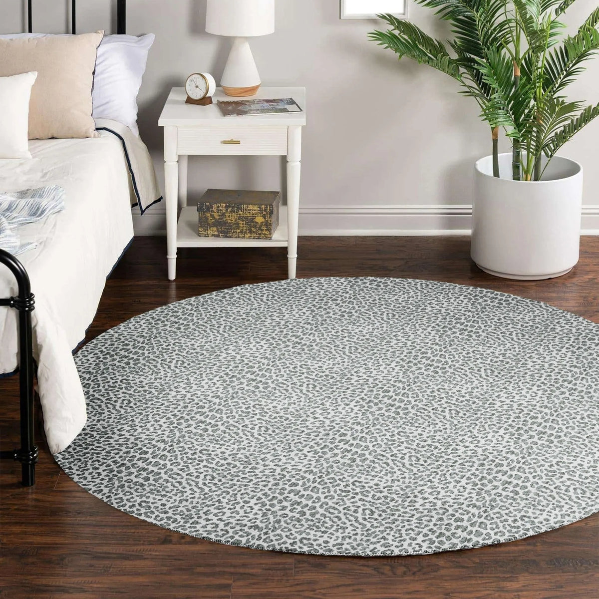 Mali ML2 Flannel Rug - Rug & Home