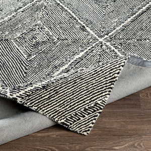 Maroc MAR-22 Black / Cream Rug