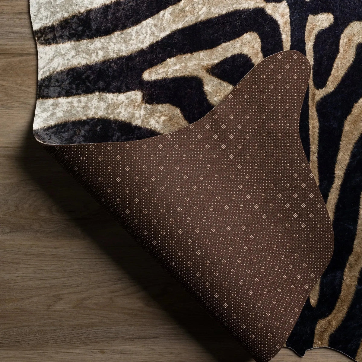 Montana MT7 Black Rug