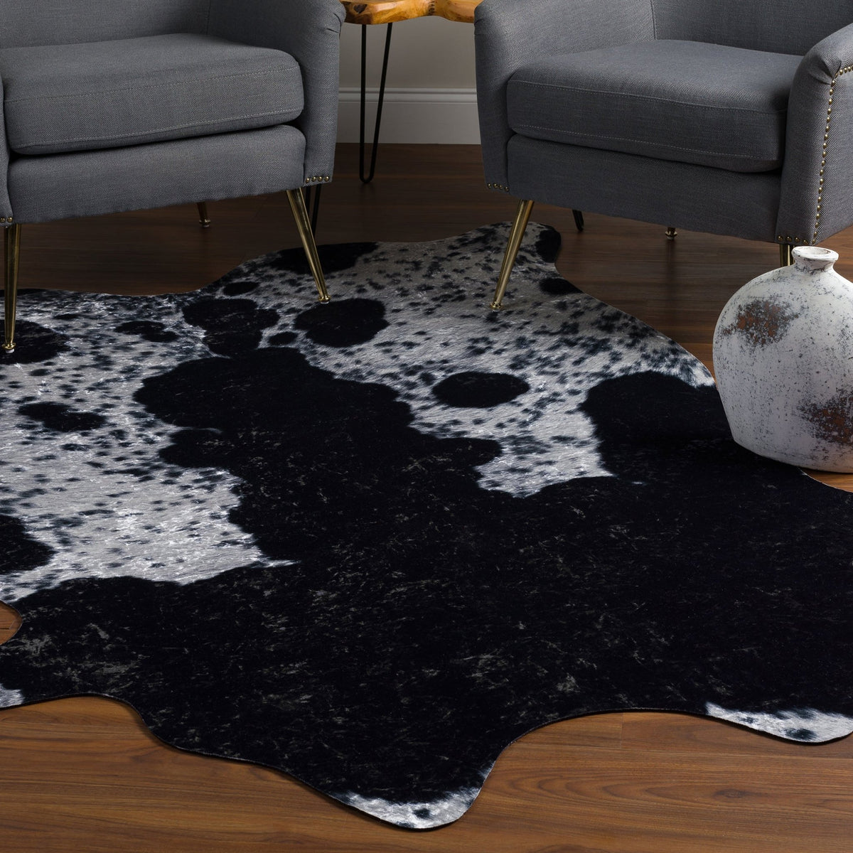 Montana MT9 Holstein Rug - Rug & Home