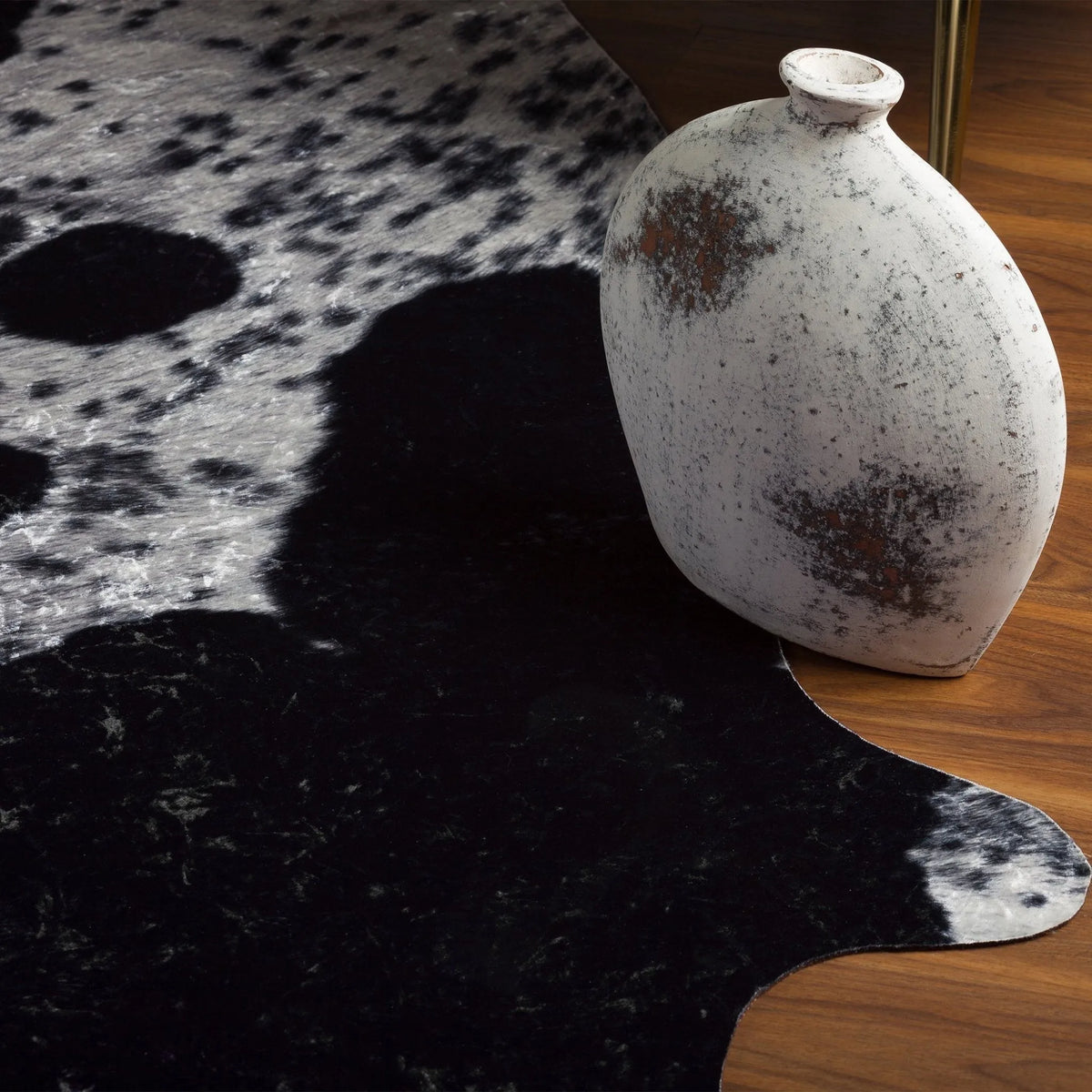 Montana MT9 Holstein Rug - Rug & Home