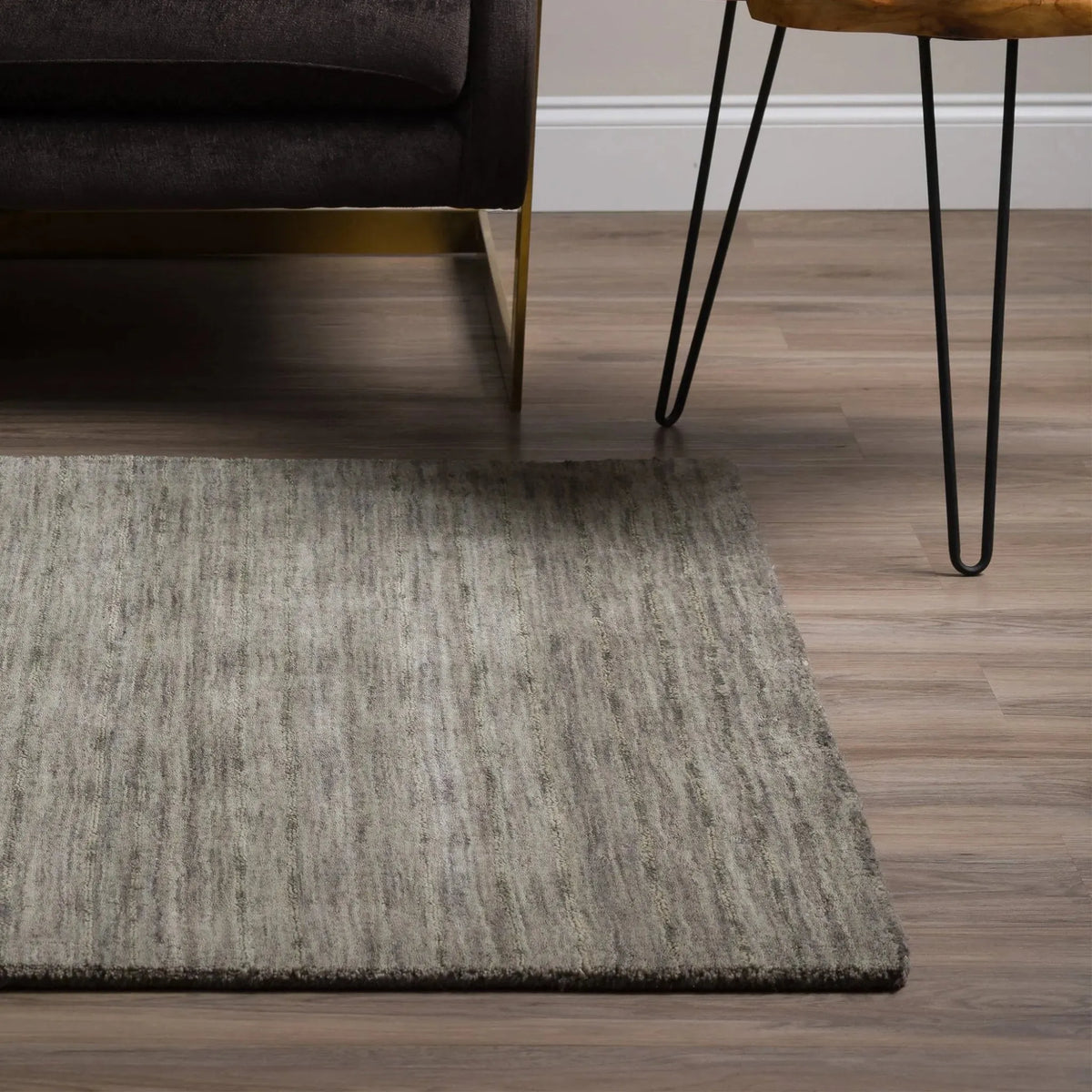 Rafia RF100 Charcoal Rug