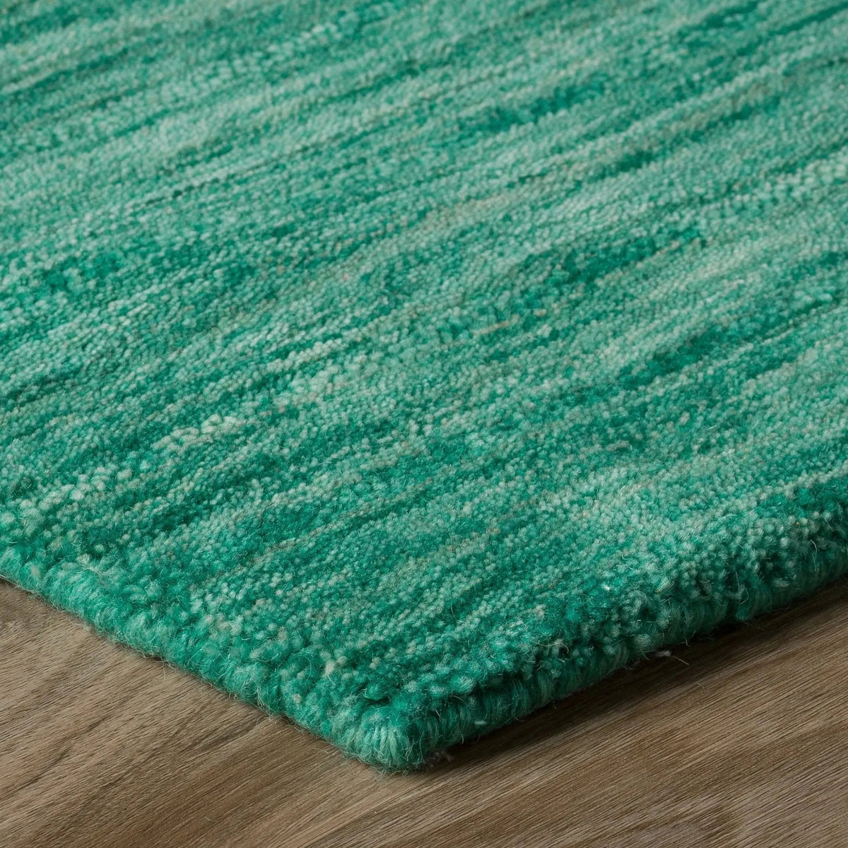 Rafia RF100 Emerald Rug
