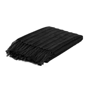 TC Hunter Black Throw Blanket