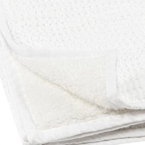 TC Colmar White Throw Blanket