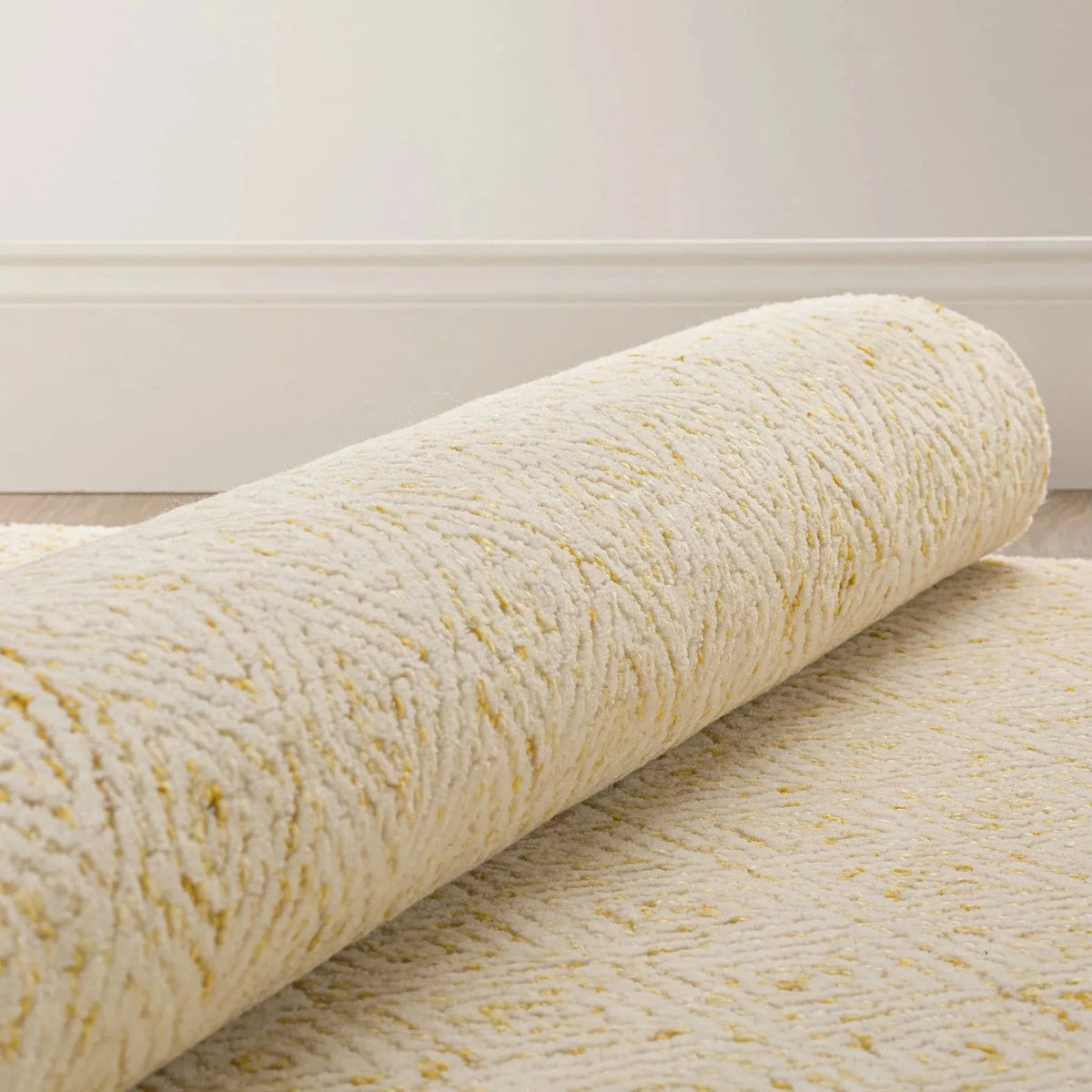 Zoe ZZ1 Gold Rug