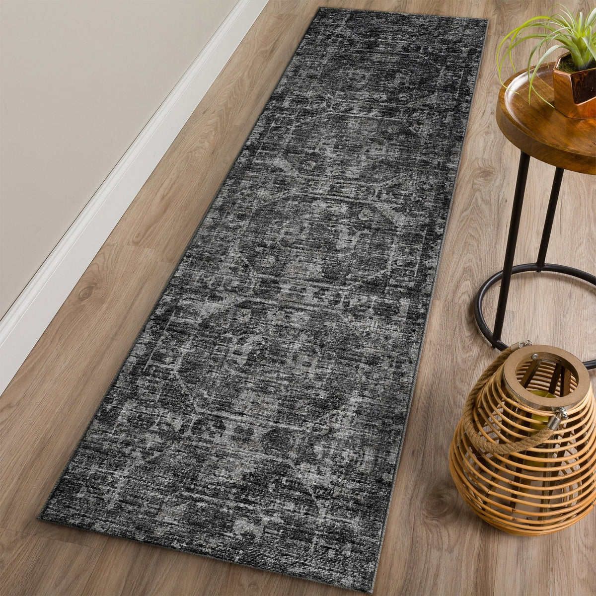 Aberdeen AB2 Midnight Rug - Rug & Home