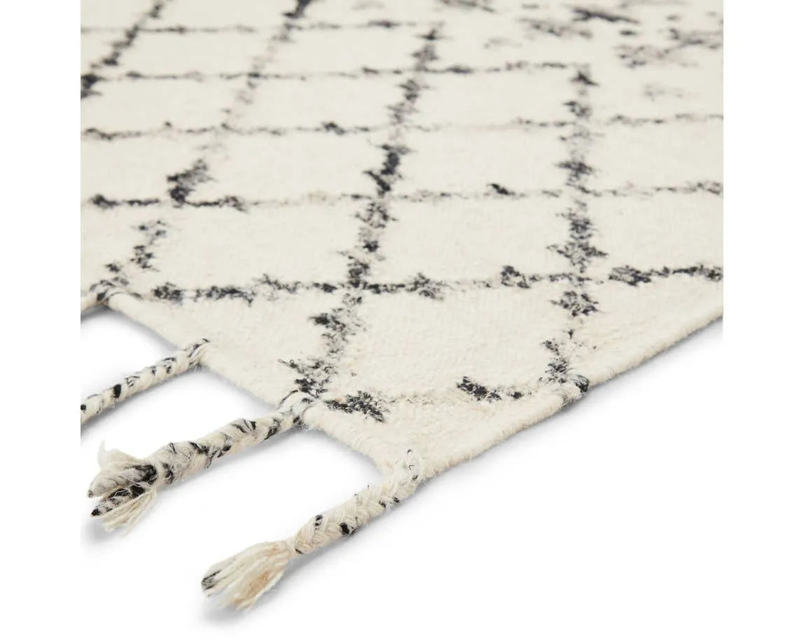 Adair ADA02 Riot Ivory / Black Rug - Rug & Home