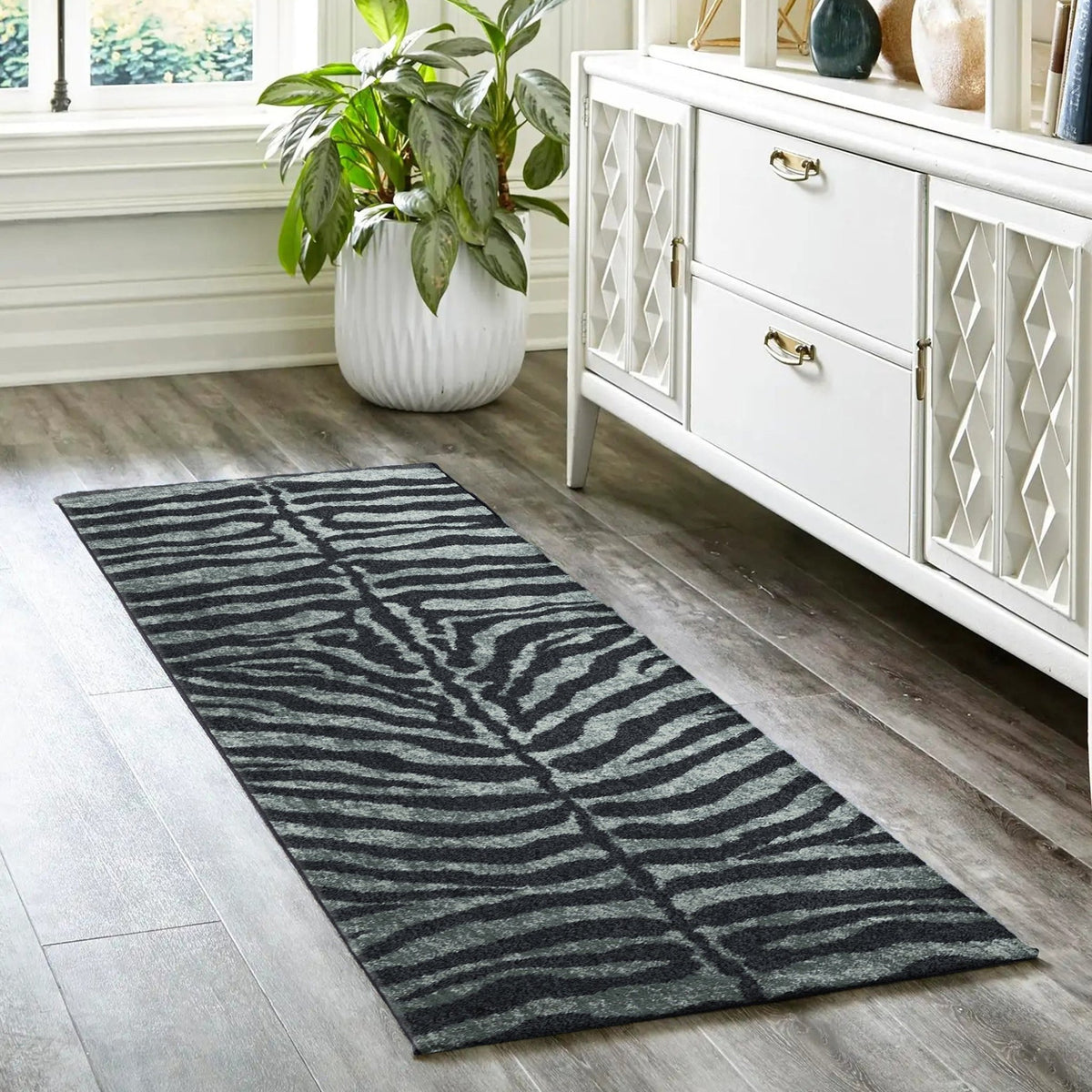 Akina AK1 Midnight Rug - Rug & Home