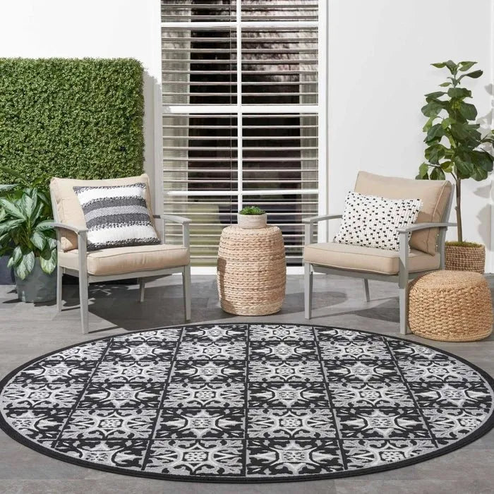 Aloha ALH34 Black/White Area Rug - Rug & Home