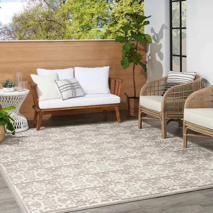 Aloha ALH34 Ivory/Grey Area Rug