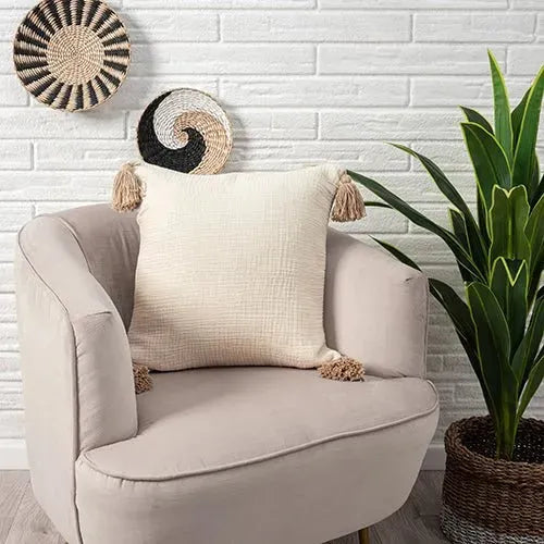 Amari 08029NAT Natural Pillow