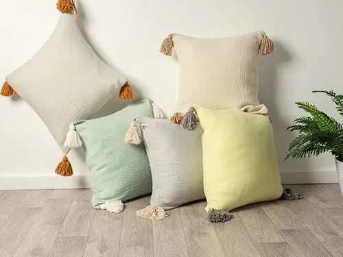 Amari 08033GMN Gossamer Green Pillow