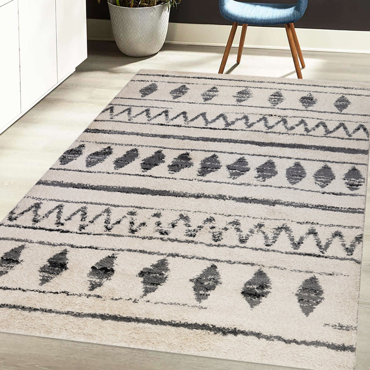 Aspen ASP-3 Cream/Black Rug - Rug & Home