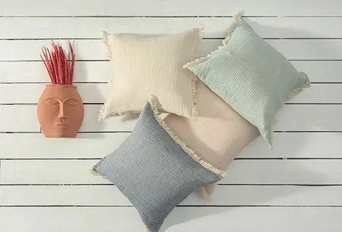 Avery 08026AQB Aqua Blue Pillow