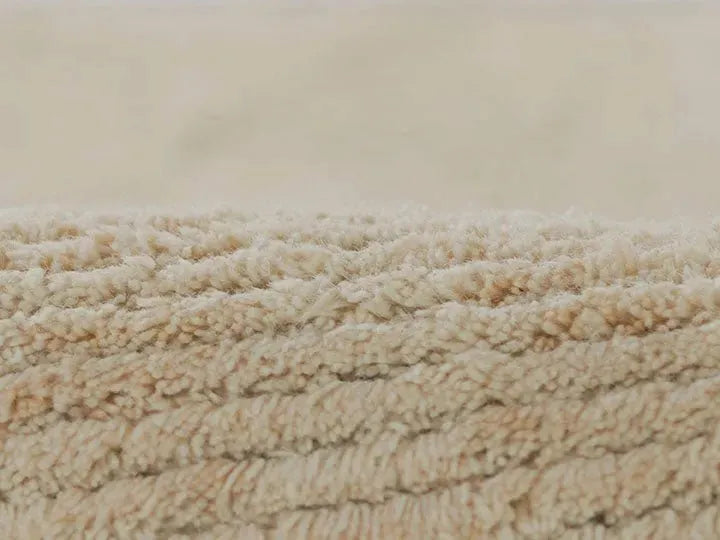 Bebe BEB-1 Ivory Rug