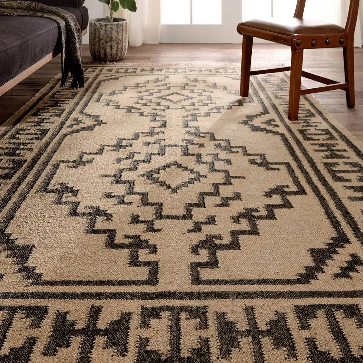 Bedouin BD24 Light Beige/Deep Black Rug - Rug & Home