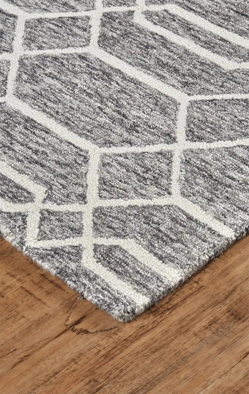 Belfort 8777F Gray/Ivory Rug