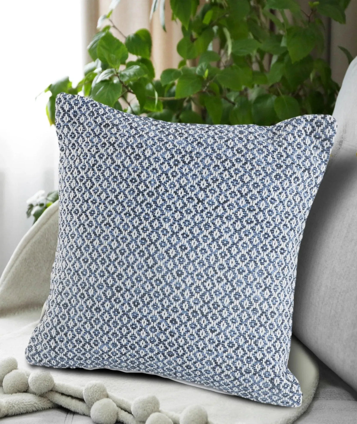 Blue Diamond LR07400 Throw Pillow