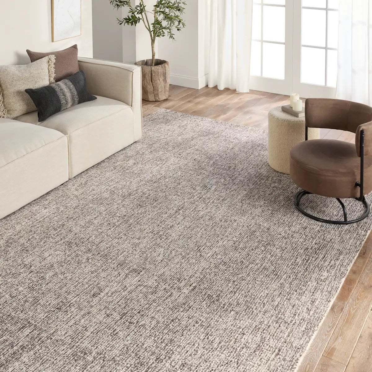 Britta BRT11 Cream/Grey Rug - Rug & Home