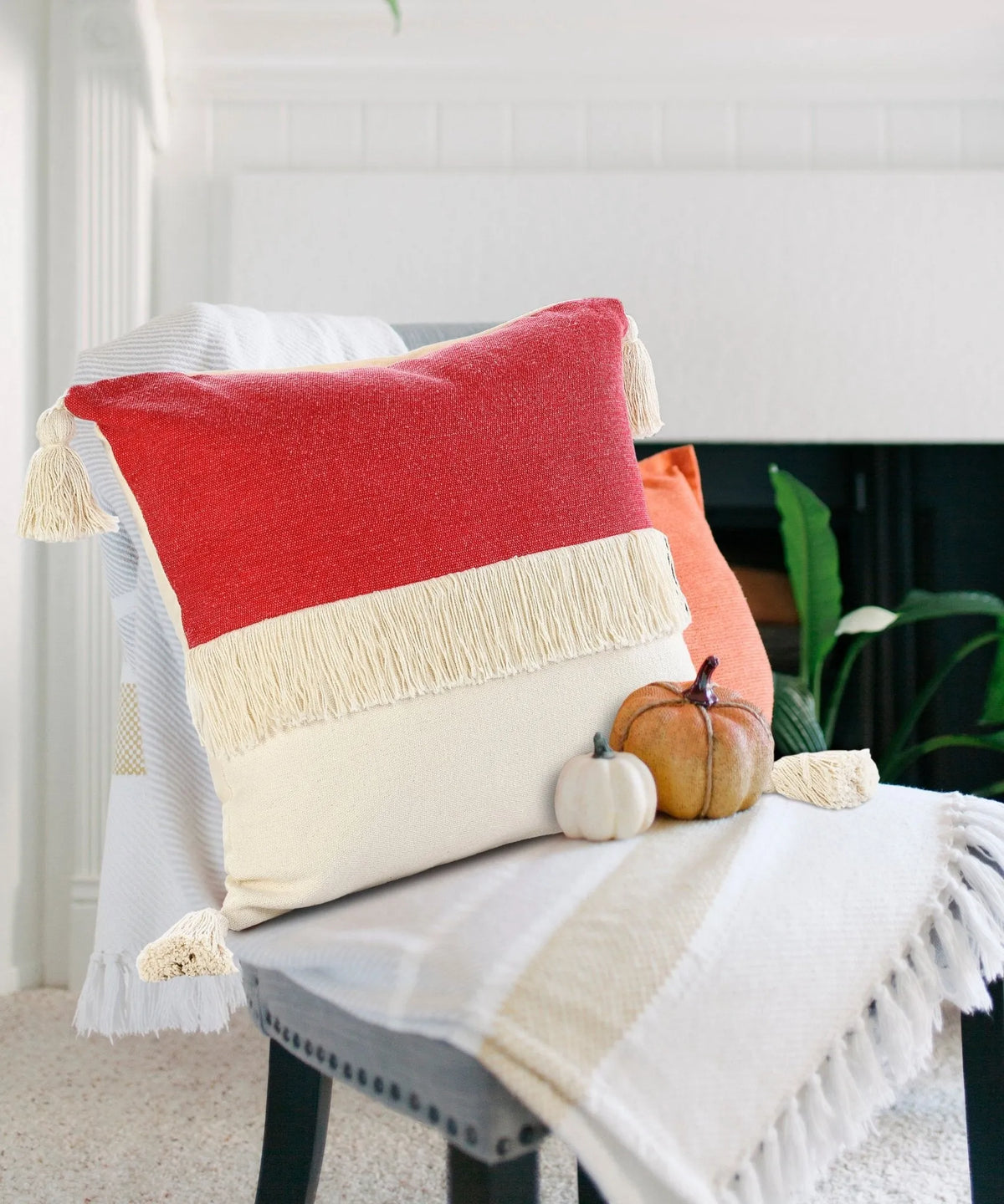 Carnival Lr07662 Raspberry/Off-White Pillow - Rug & Home