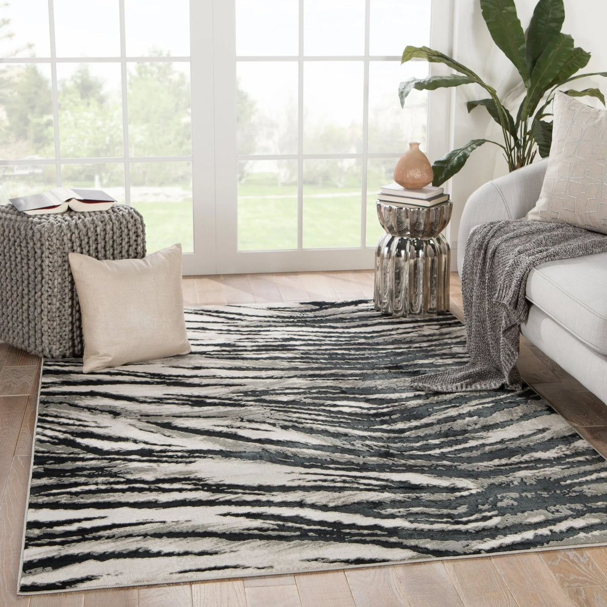 Catalyst Cty05 Saber Black/Gray Rug - Rug & Home